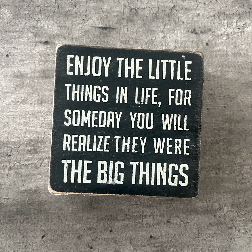 4 x 4 wood box decor with quote